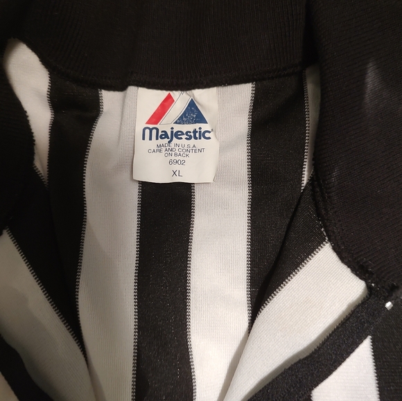 Majestic Black and White Striped Men's Jersey - Picture 3 of 3